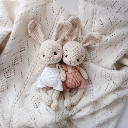 Patron lapin au crochet PDF – Doudou bébé, niveau débutant